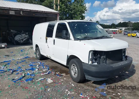2019 Chevrolet Express 2500 Work Van from USA, damaged, VIN 1GCWGAFP3K1308910